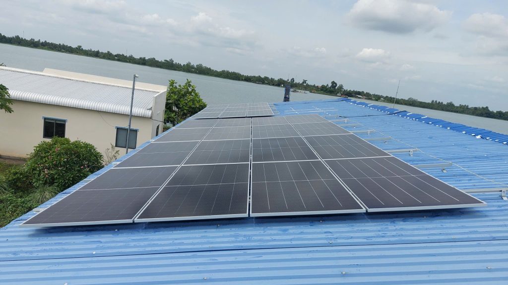 Hệ Thống Điện Năng Lượng Mặt Trời Có Lưu Trữ